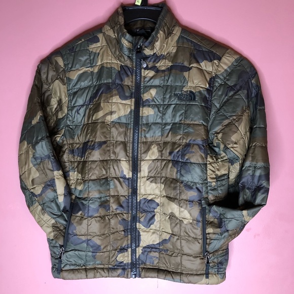 The North Face Jackets \u0026 Coats | The North Face Kinds Camo Lightweight Puffer Jacket | Color: Green/Tan | Size: Boys 78 | Luna960's Closet
